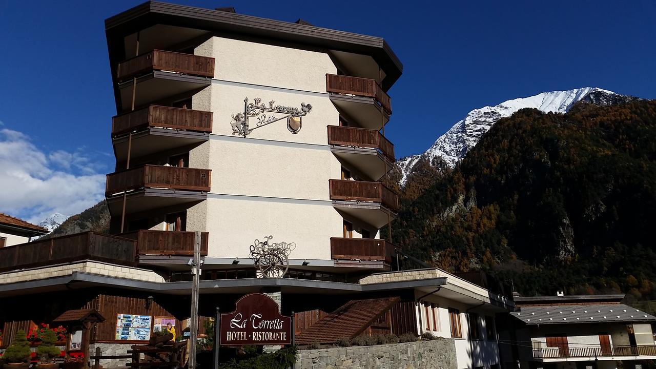 La Torretta Hotel Challand-Saint-Anselme Buitenkant foto