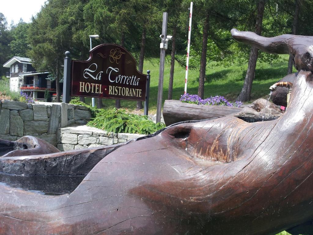 La Torretta Hotel Challand-Saint-Anselme Buitenkant foto