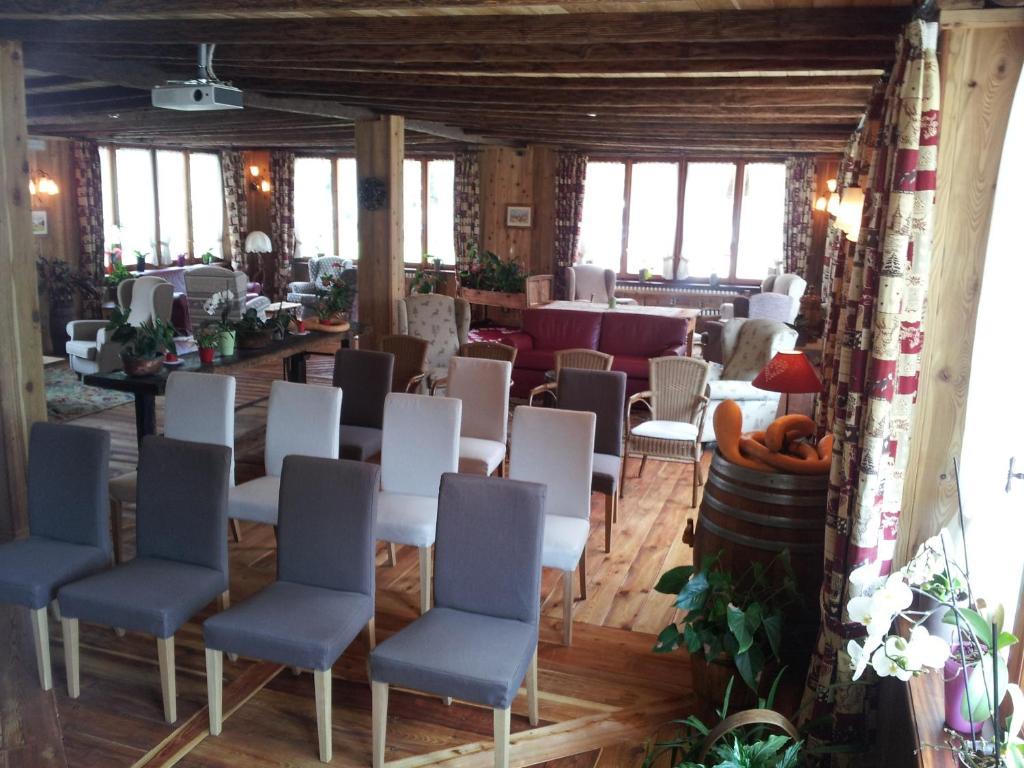 La Torretta Hotel Challand-Saint-Anselme Buitenkant foto